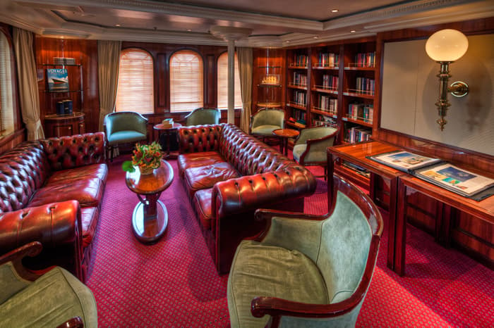 Star Clippers Royal Clipper Interior Library 2.jpg